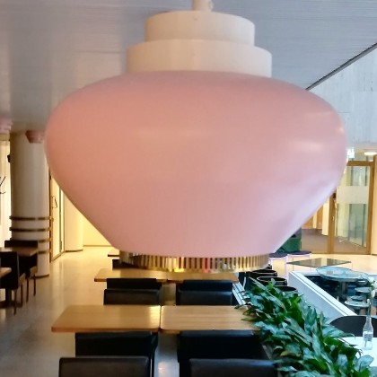 Marmoripihan valaisin, "Nauris"
Copyright Terho Kylli / Juhola Oy